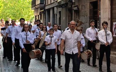 Oporretan ere musikari